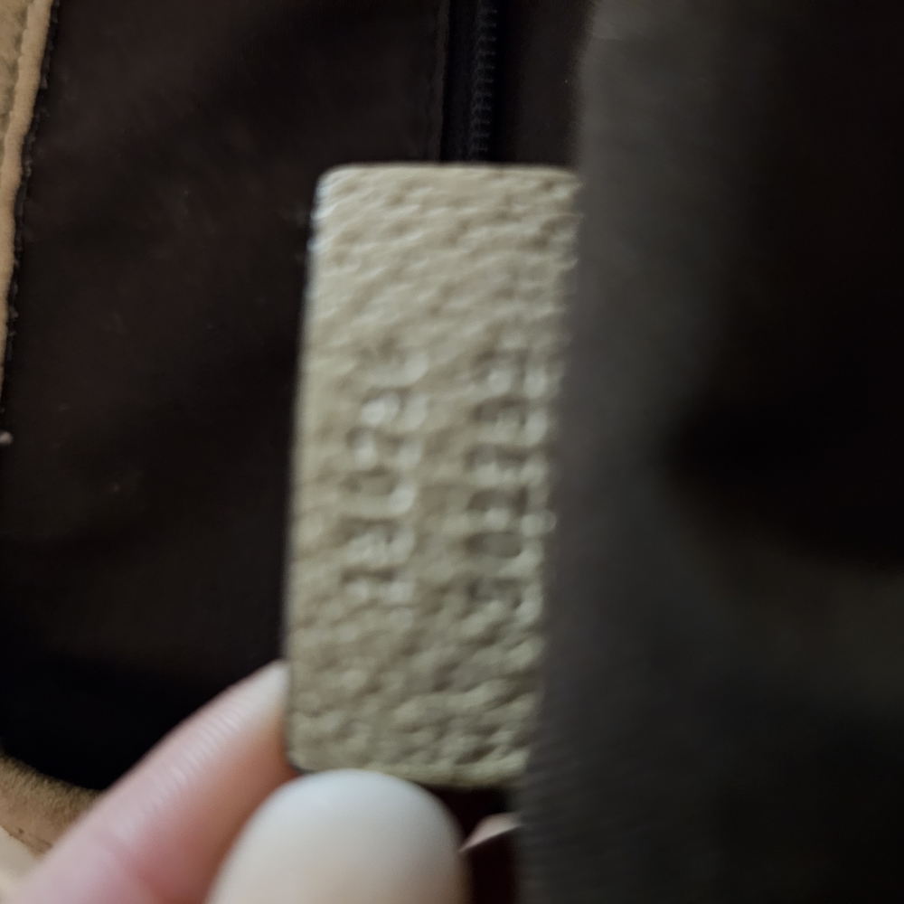 Gucci Beige Monogram Tote Bag - Picture 2 of 7